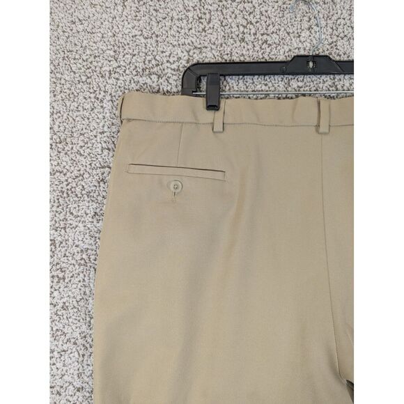 Haggar Golf Pants Men's Size 44x31 Cool 18 Pro Beige Microfiber Comfort Waist - Picture 6 of 8